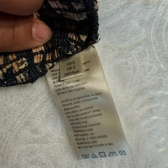 Free People “Peplum Dreams” Floral Off-Shoulder Top – Size S (New with Tags) - Picture 4 of 6